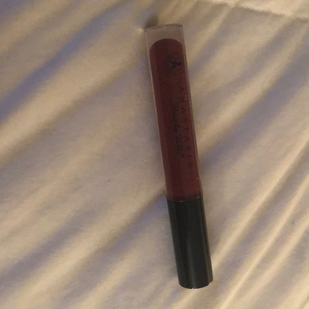 Anastasia Beverly Hills lip gloss